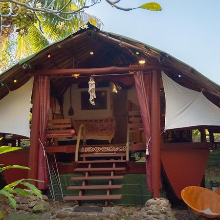 Location " La Pirogue " Maison D'Hotes A Moorea Хаапити Экстерьер фото